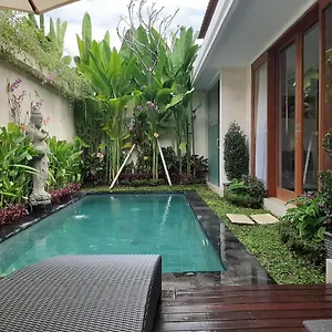  Villa The Satya Indonesia